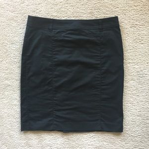 Ann Taylor Petite black pencil skirt, 10P